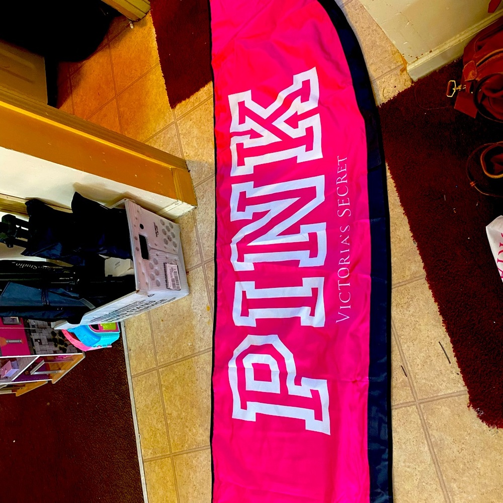 Victoria secret larger banner